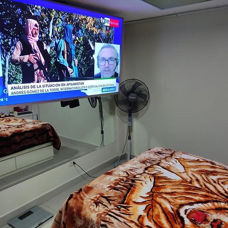 Maxy'S Inn Hotel & Suite Лима Екстериор снимка