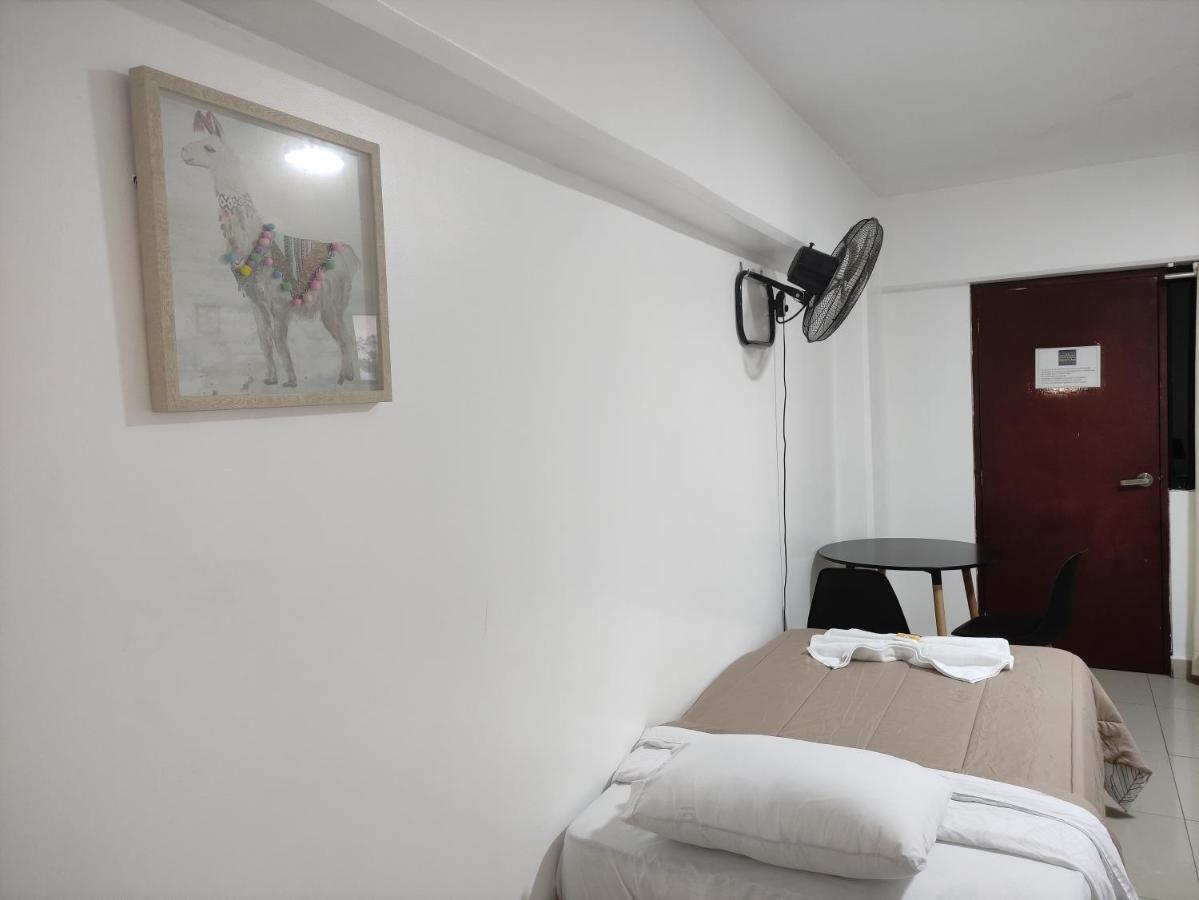 Maxy'S Inn Hotel & Suite Лима Екстериор снимка