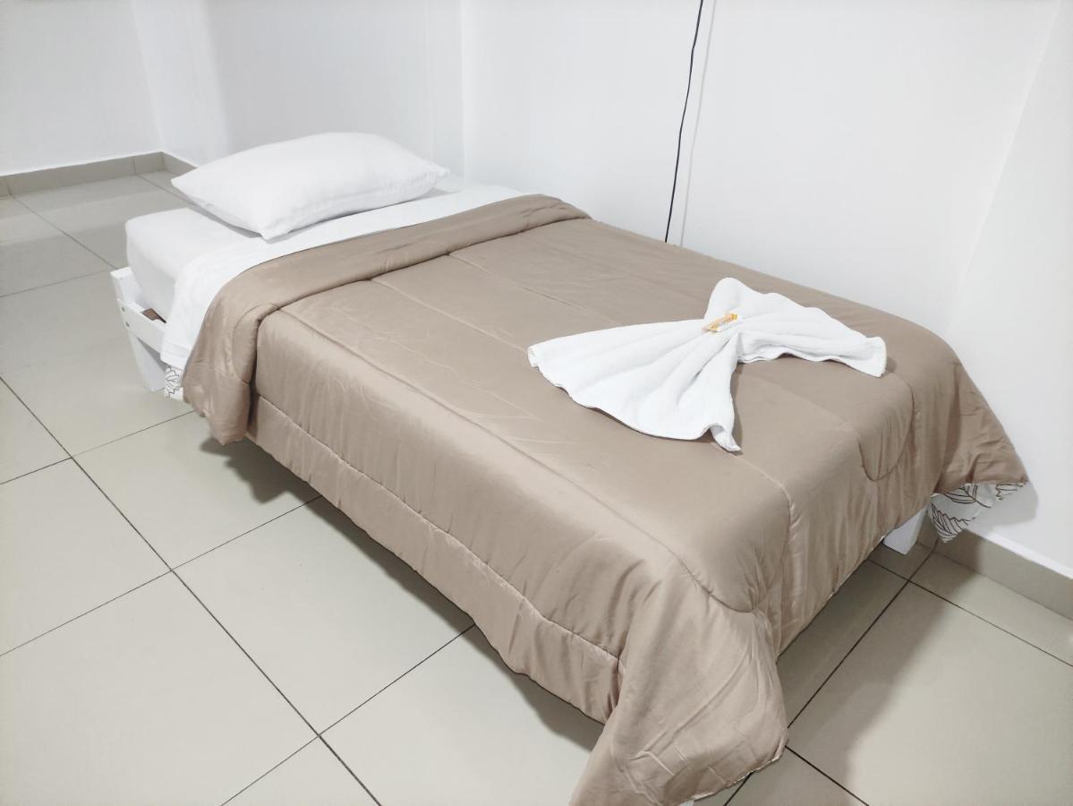 Maxy'S Inn Hotel & Suite Лима Екстериор снимка