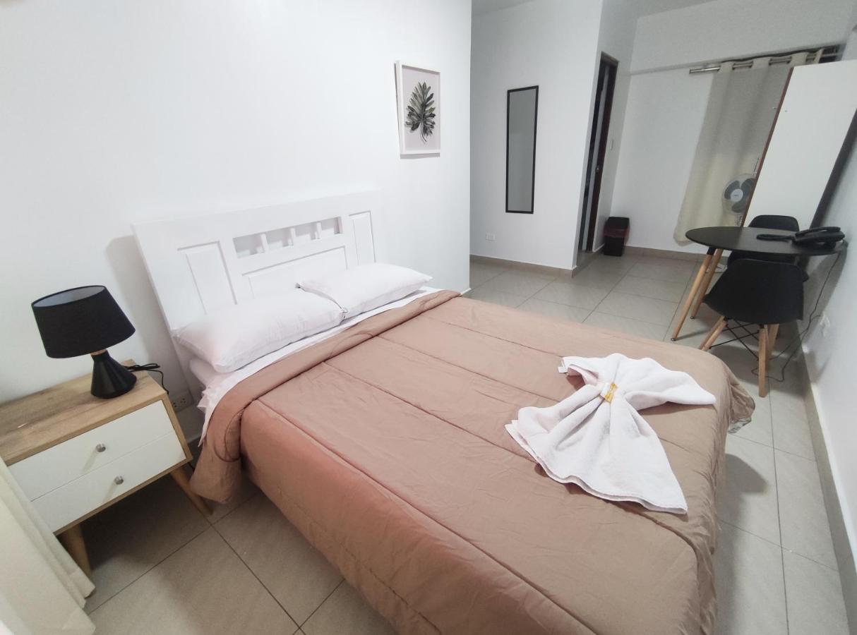 Maxy'S Inn Hotel & Suite Лима Екстериор снимка