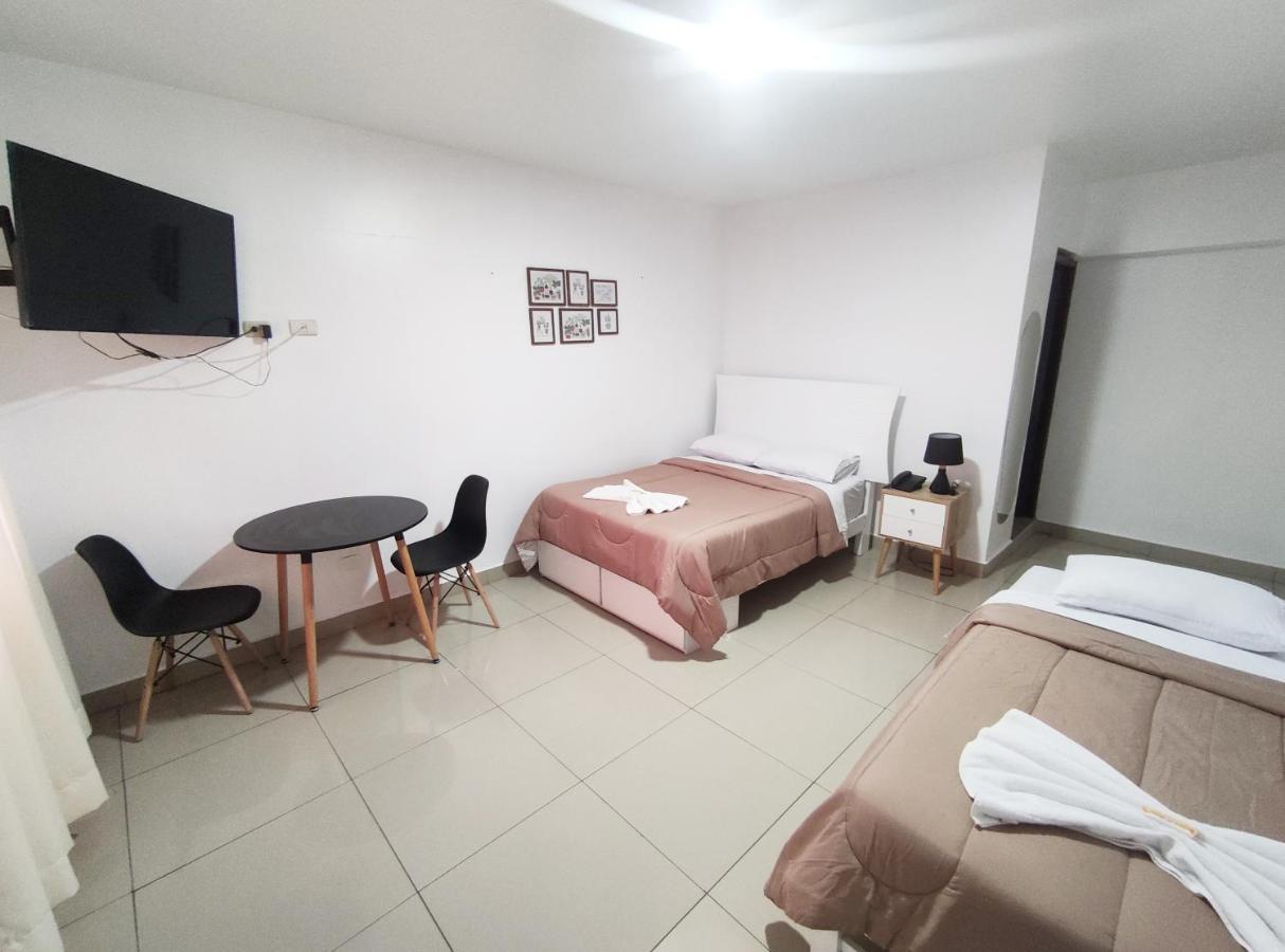 Maxy'S Inn Hotel & Suite Лима Екстериор снимка