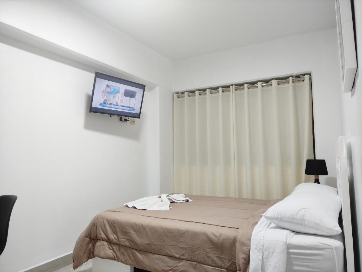 Maxy'S Inn Hotel & Suite Лима Екстериор снимка